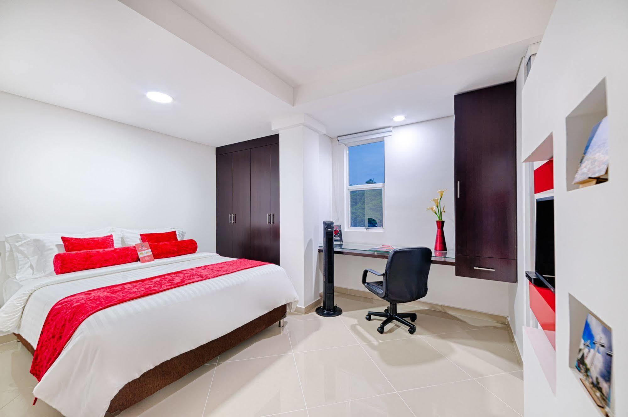Hotel Piaro In Suites Cali Exterior foto
